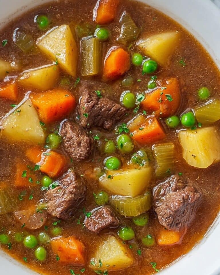 Hearty Crockpot Vegetable Beef Soup: A Slow Cooker Classic Recipe